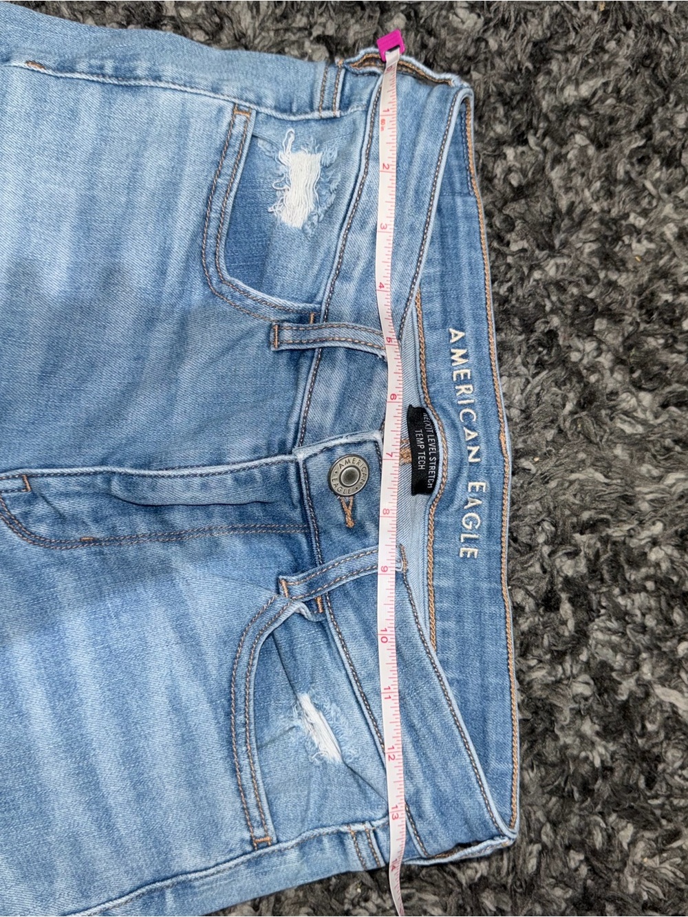 AE Real Good Upcycled Next Level Ripped High-Waisted Jegging. Size: 6 Long. - Picture 7 of 12